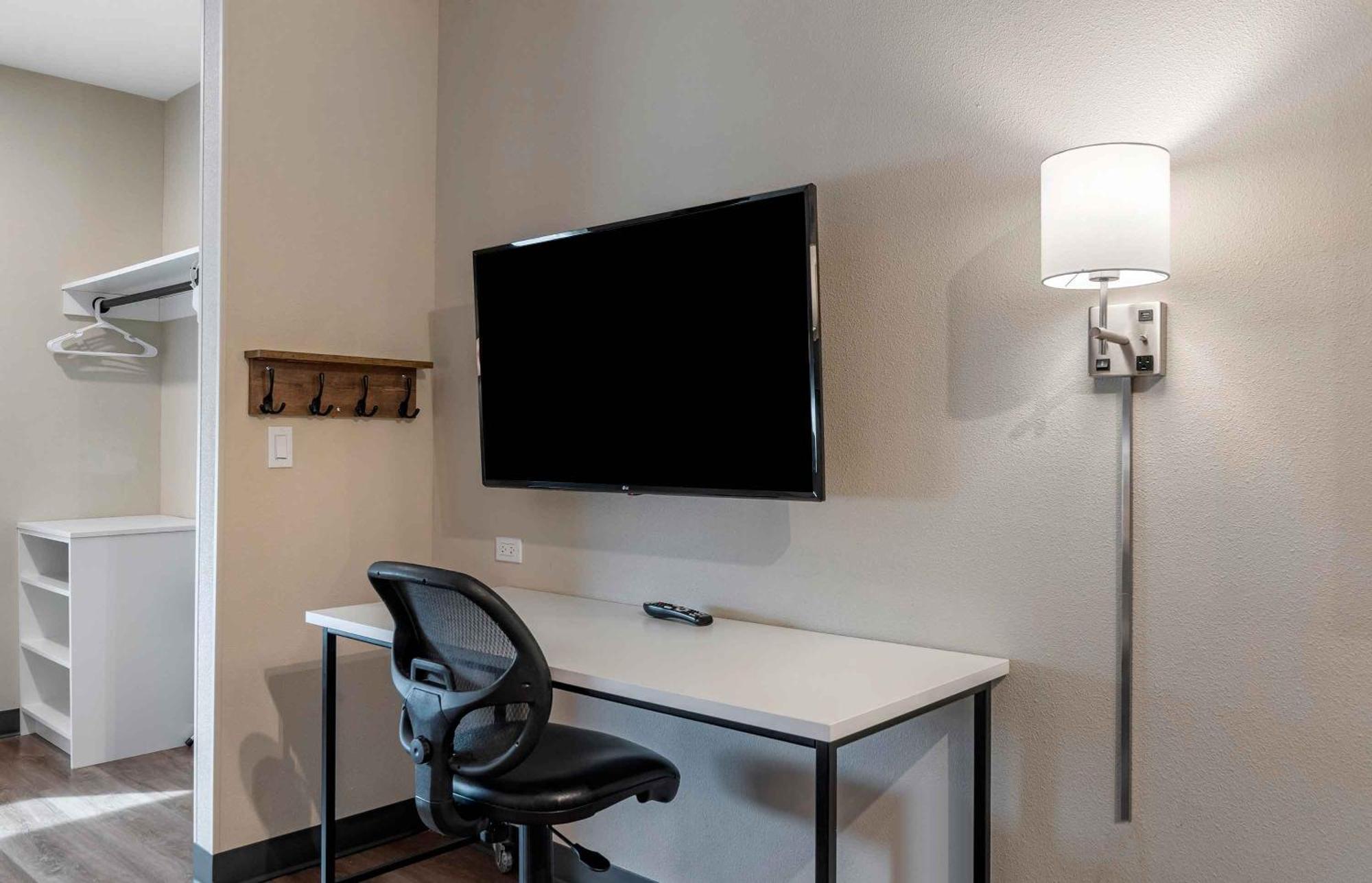 Extended Stay America Premier Suites - Fort Myers - Airport Exterior photo