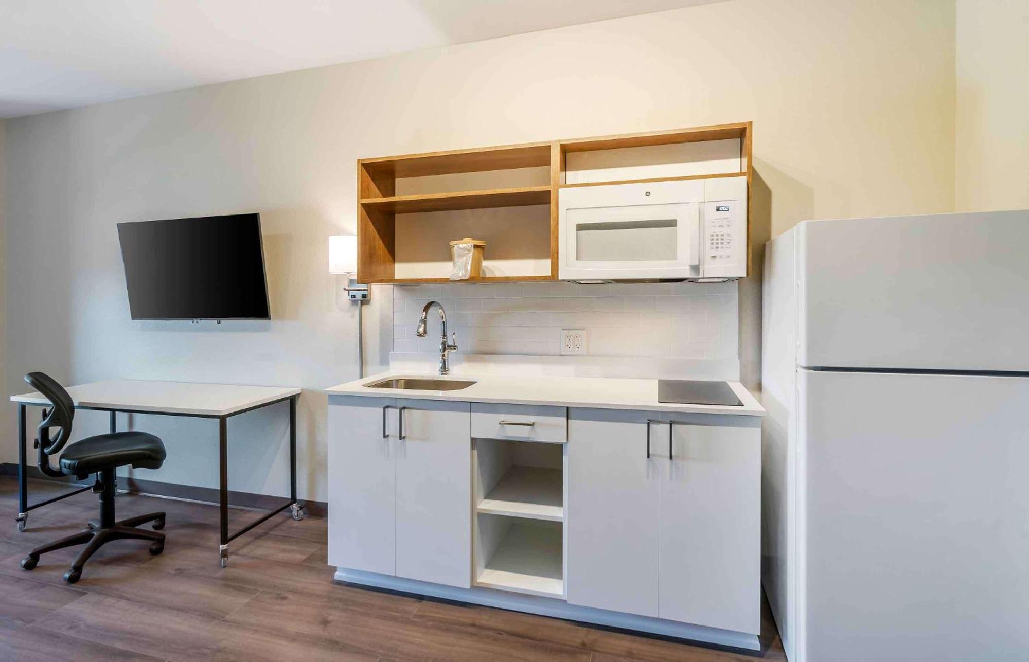 Extended Stay America Premier Suites - Fort Myers - Airport Exterior photo