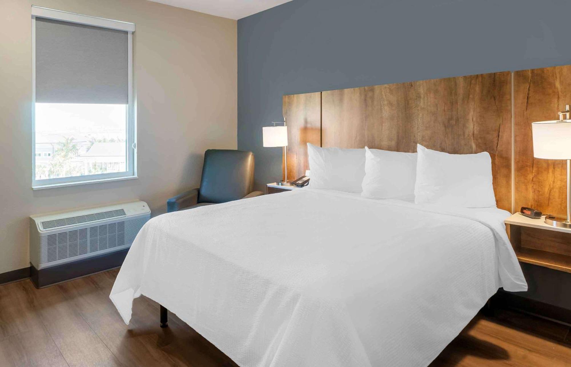 Extended Stay America Premier Suites - Fort Myers - Airport Exterior photo